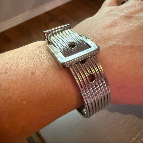Michael Kors Silver Tone Buckle Bangle  Bracelet - Picture 3 of 9